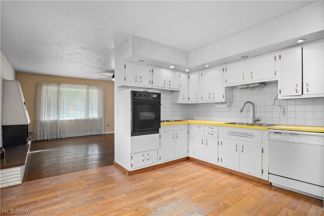 464 Annis Road South Amherst OH 44001