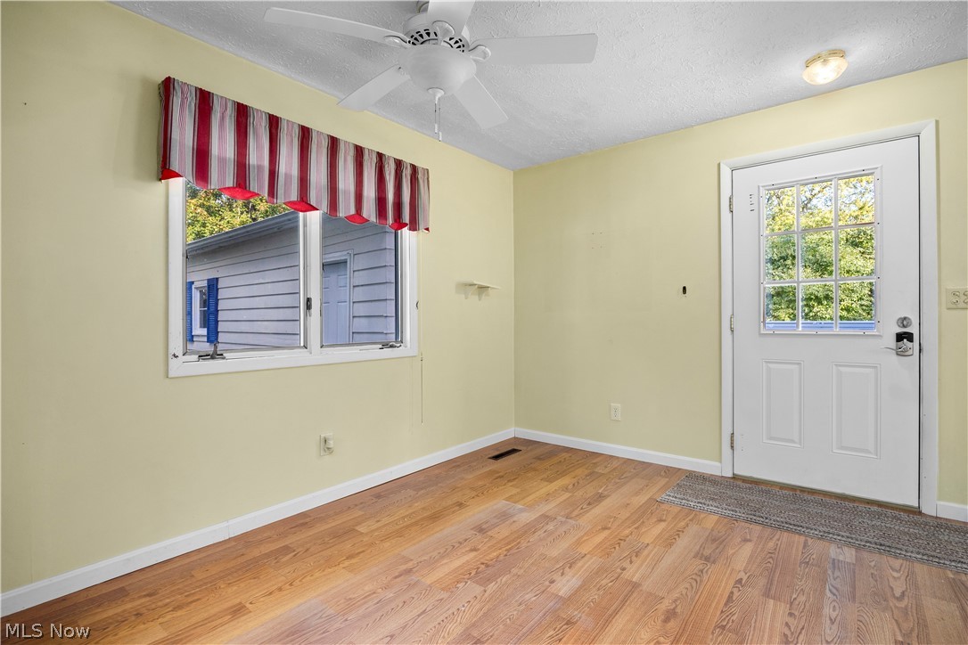464 Annis Road South Amherst OH 44001