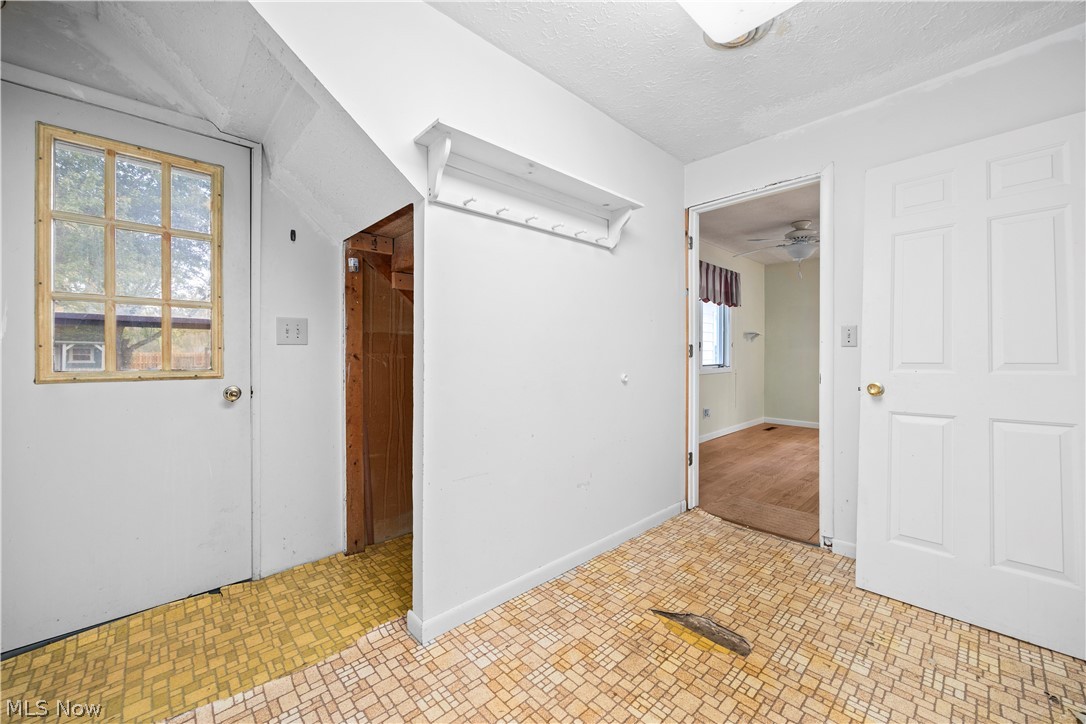 464 Annis Road South Amherst OH 44001