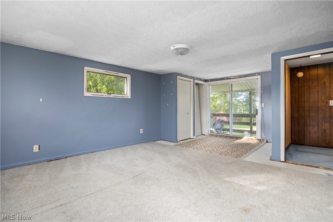 464 Annis Road South Amherst OH 44001