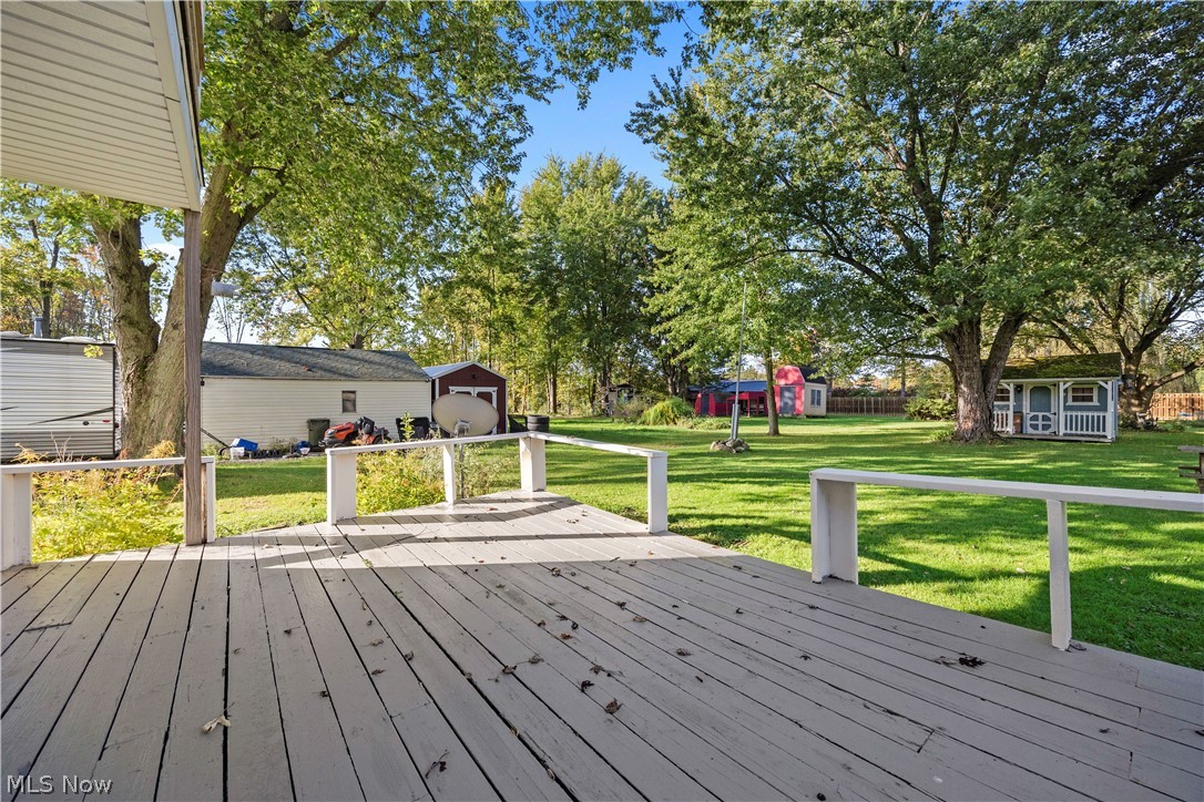464 Annis Road South Amherst OH 44001