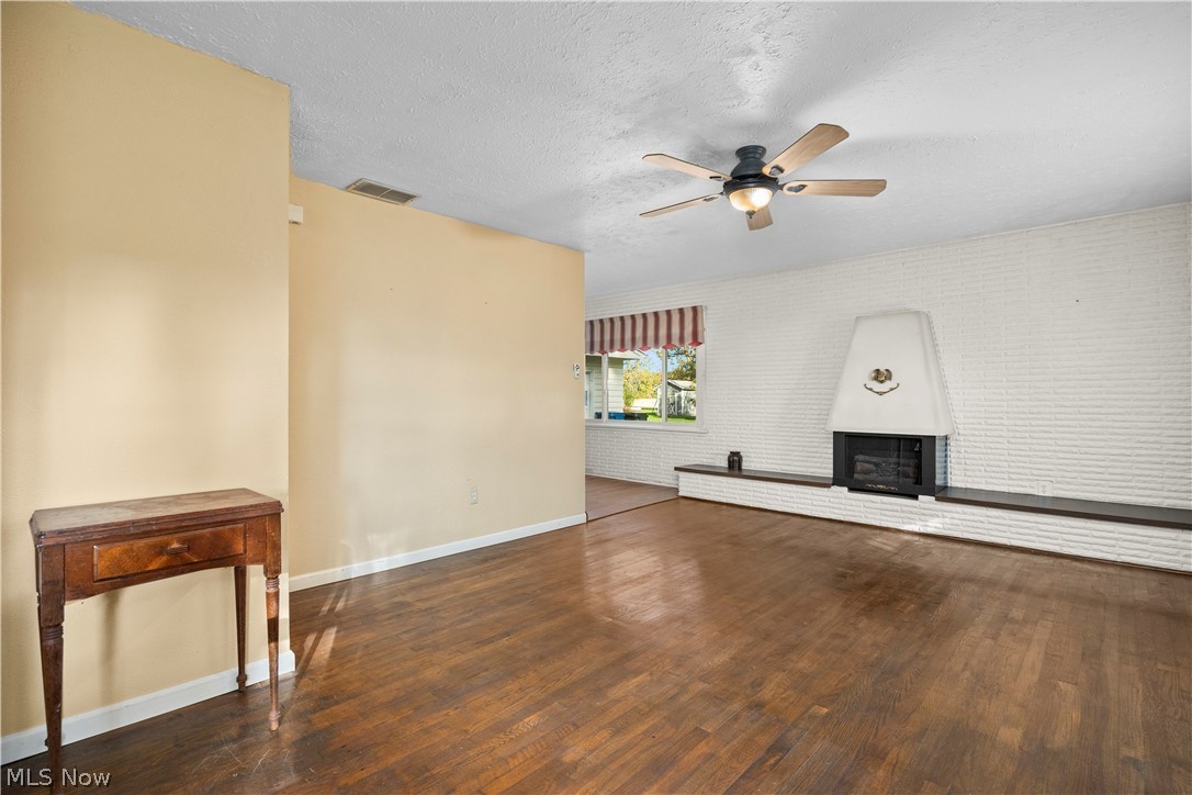 464 Annis Road South Amherst OH 44001