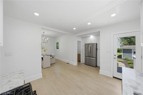 1339 W 95th Street Cleveland OH 44102