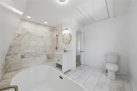 1339 W 95th Street Cleveland OH 44102