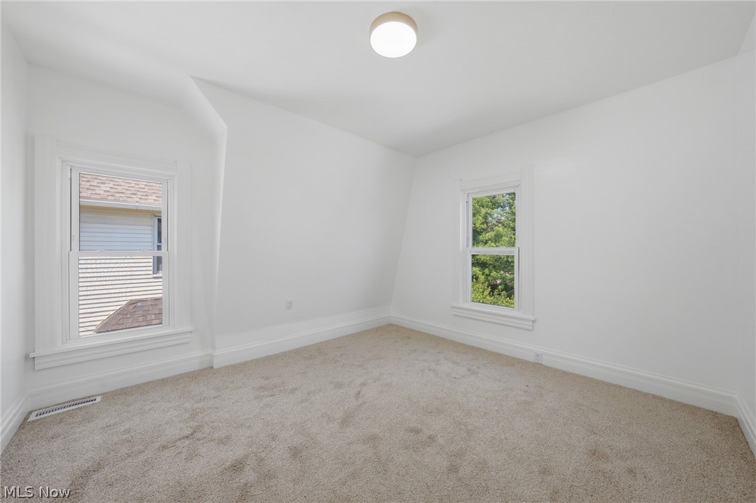 1339 W 95th Street Cleveland OH 44102
