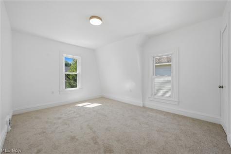 1339 W 95th Street Cleveland OH 44102