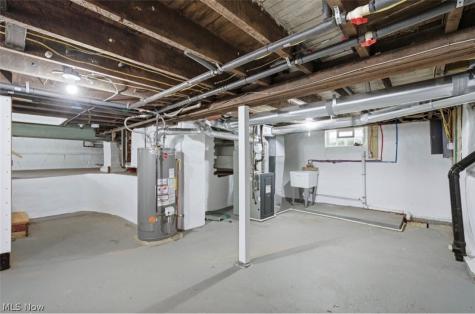 1339 W 95th Street Cleveland OH 44102