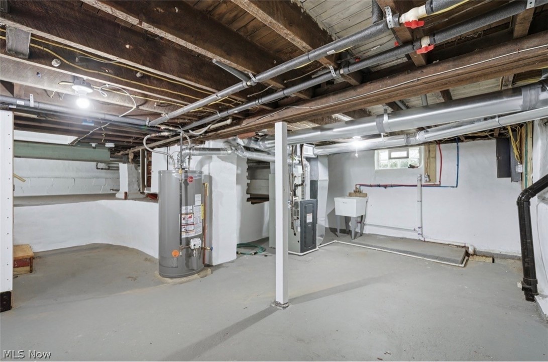 1339 W 95th Street Cleveland OH 44102