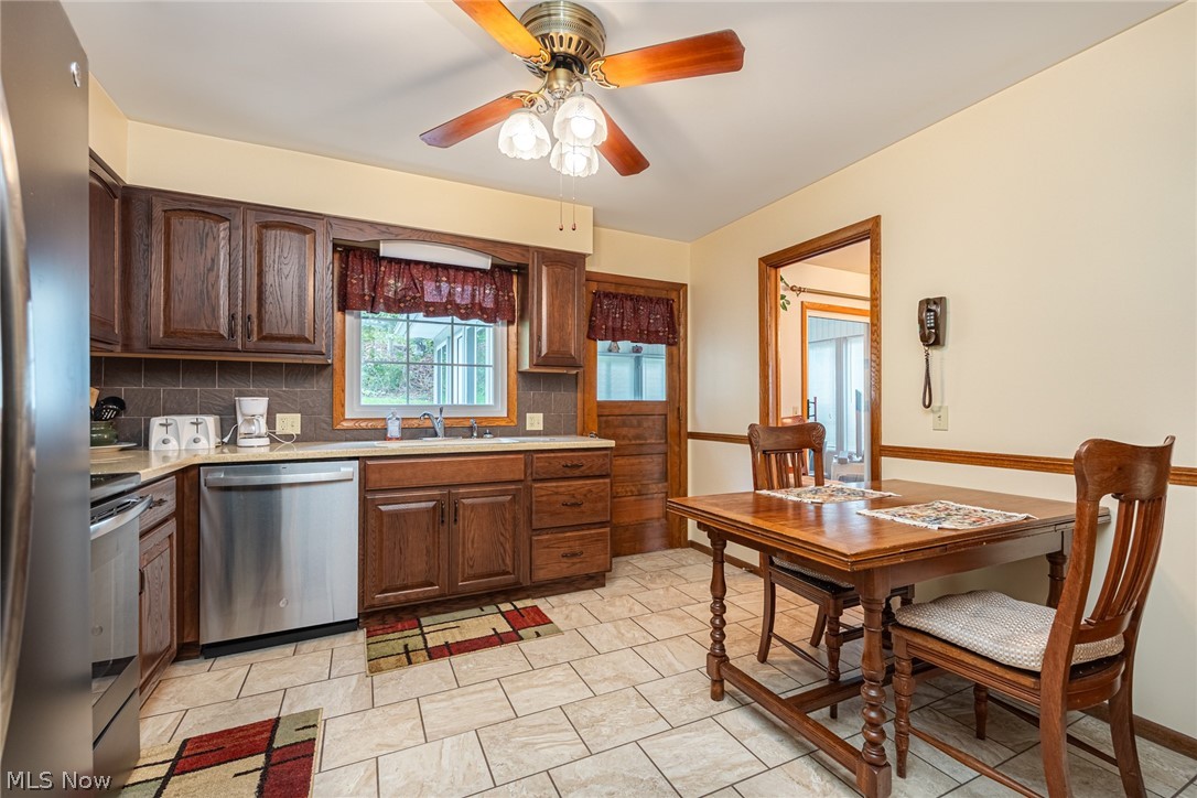 1807 Winding Drive Coshocton OH 43812