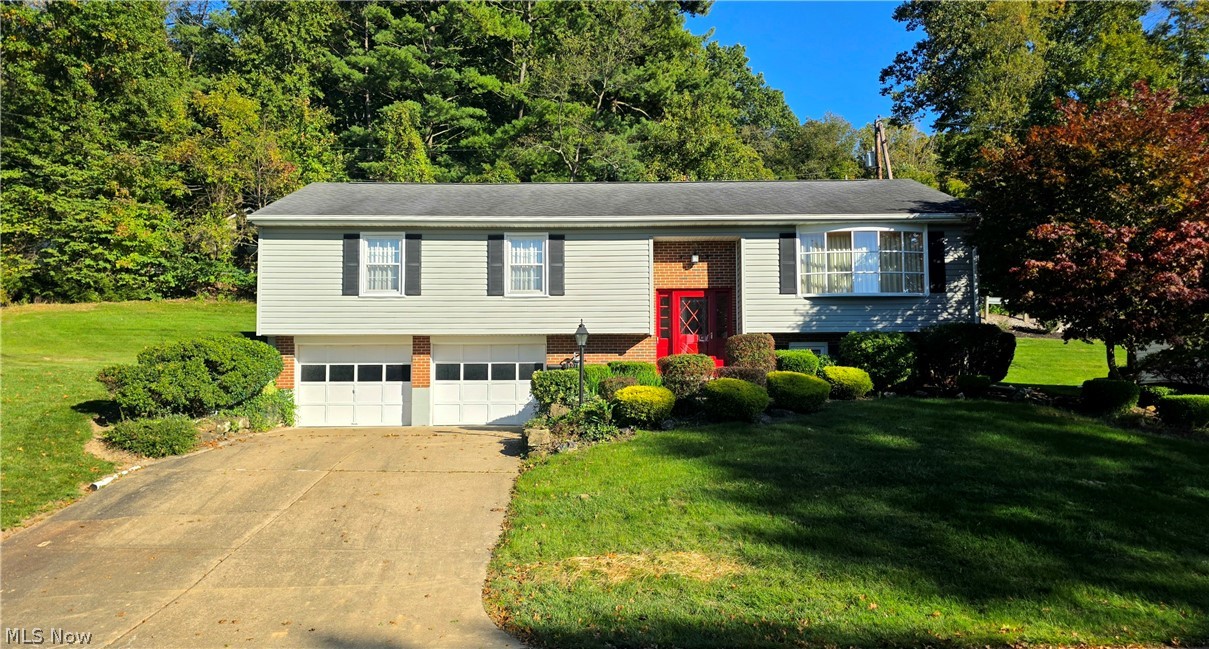 1807 Winding Drive Coshocton OH 43812