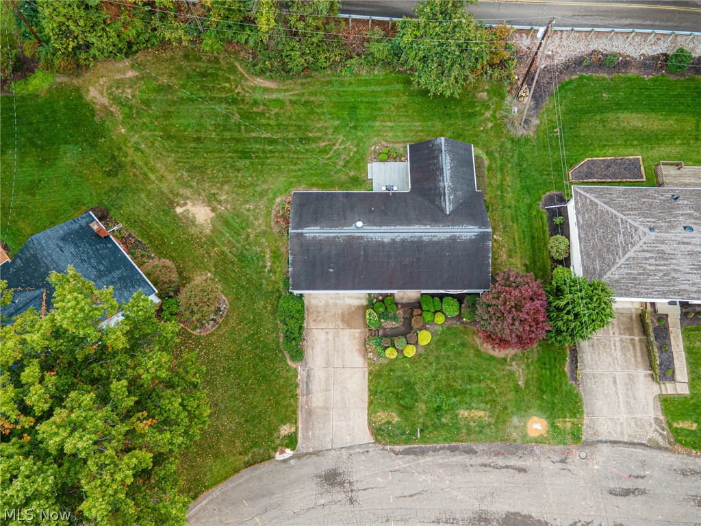 1807 Winding Drive Coshocton OH 43812