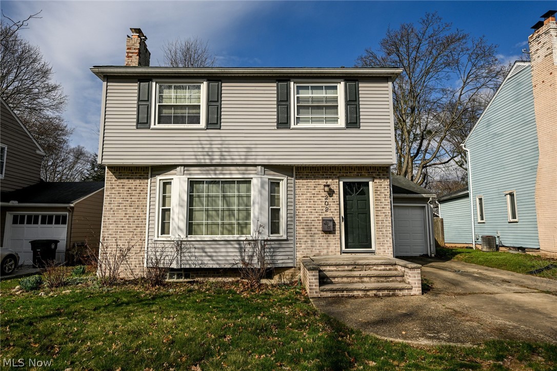 202 Westover Drive Akron OH 44313