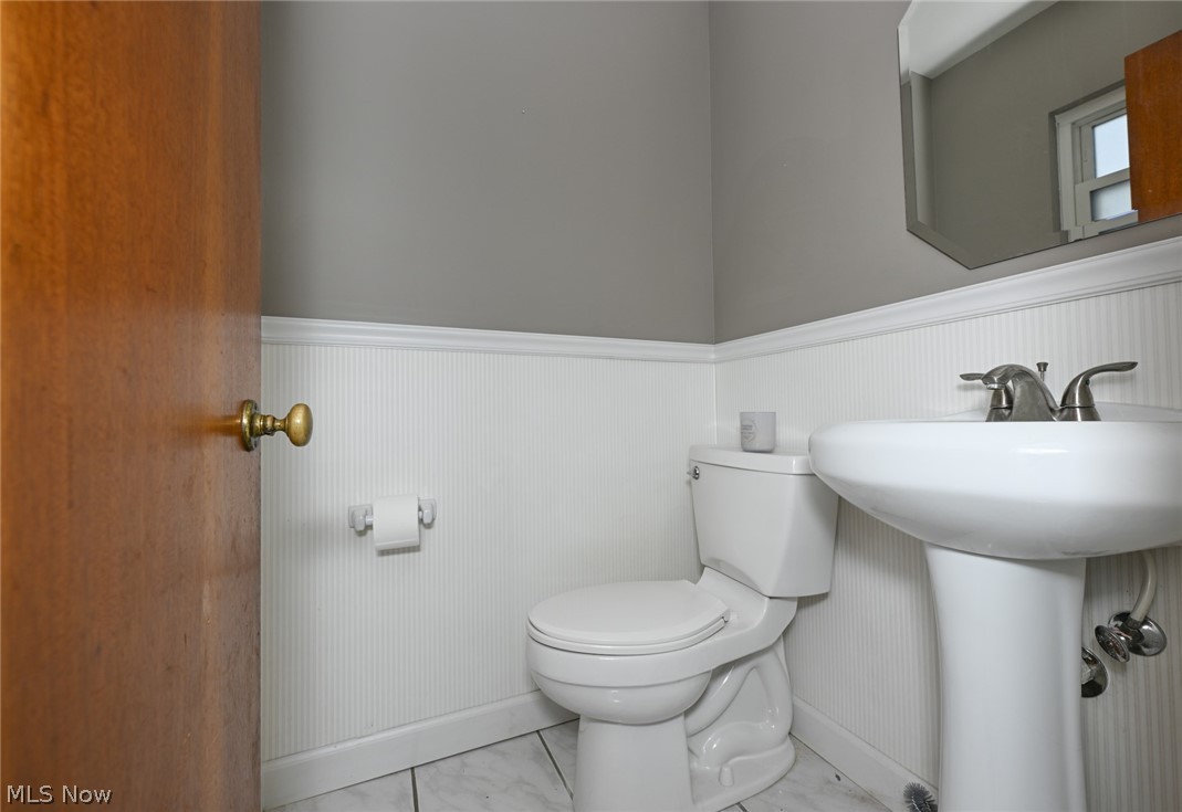 202 Westover Drive Akron OH 44313