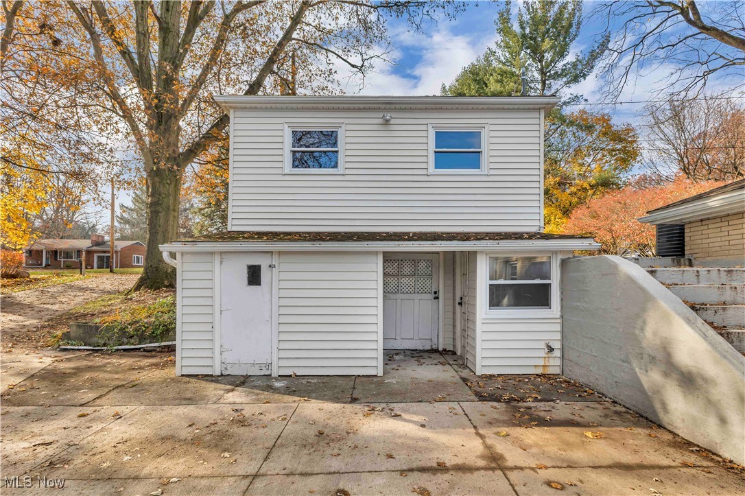 3809 Powell Avenue Akron OH 44319