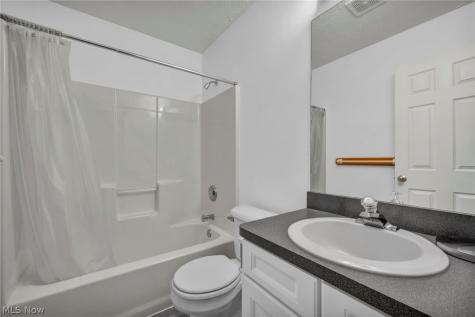 441 Pemberton Drive Elyria OH 44035