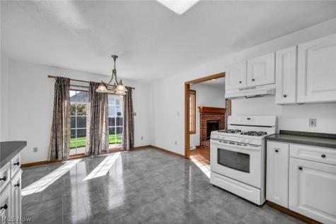 441 Pemberton Drive Elyria OH 44035