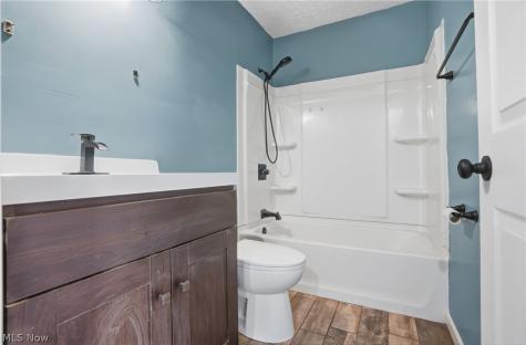 2708 19th Street NE Canton OH 44705