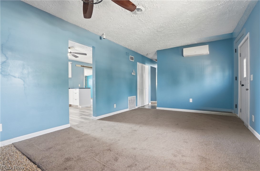 2708 19th Street NE Canton OH 44705
