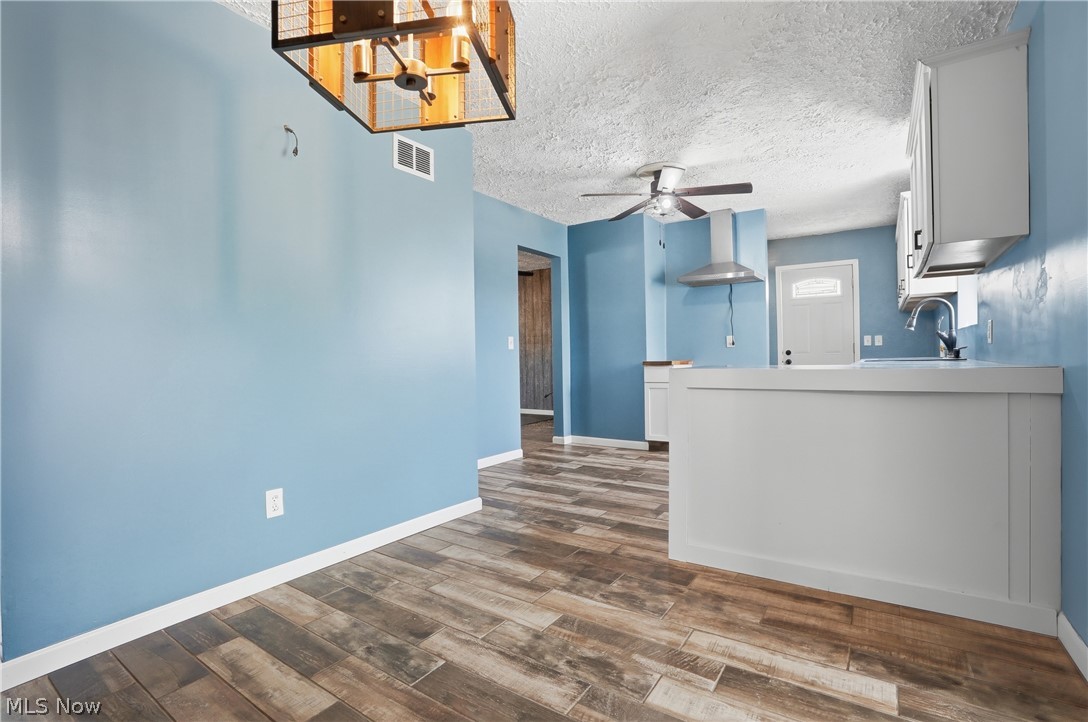 2708 19th Street NE Canton OH 44705