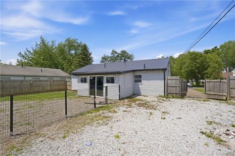2708 19th Street NE Canton OH 44705