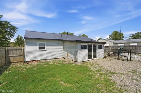 2708 19th Street NE Canton OH 44705