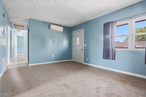 2708 19th Street NE Canton OH 44705