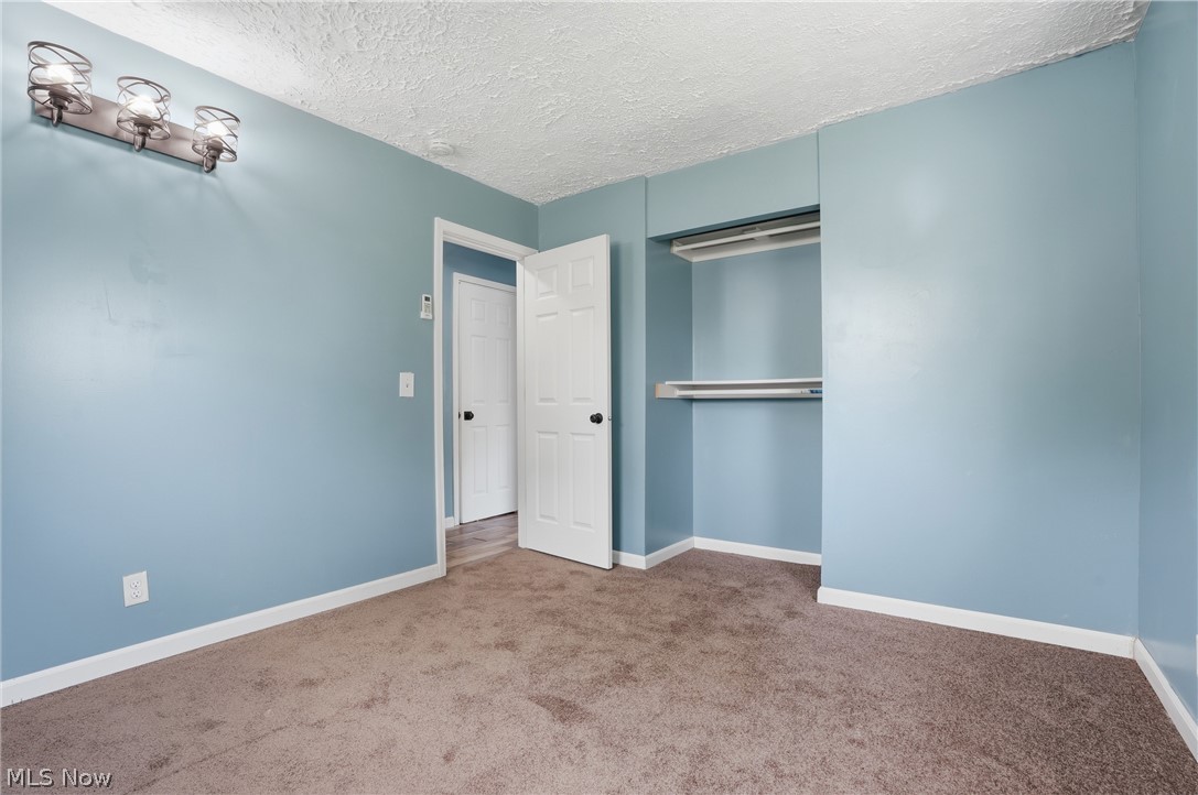 2708 19th Street NE Canton OH 44705