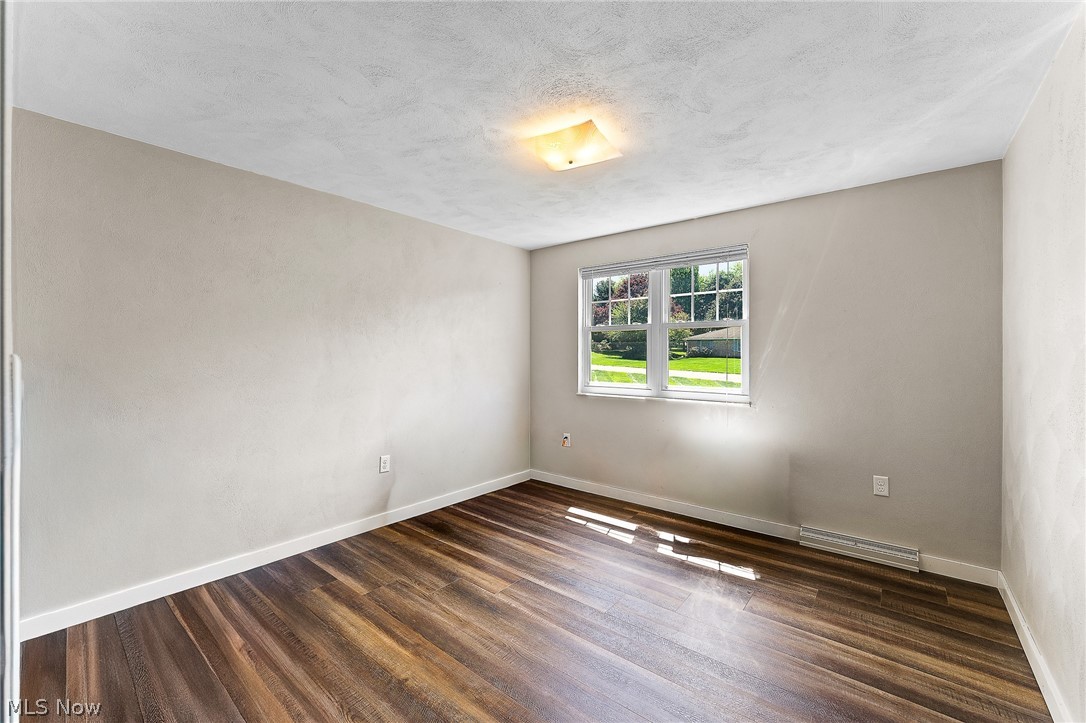49325 S Park Circle East Liverpool OH 43920