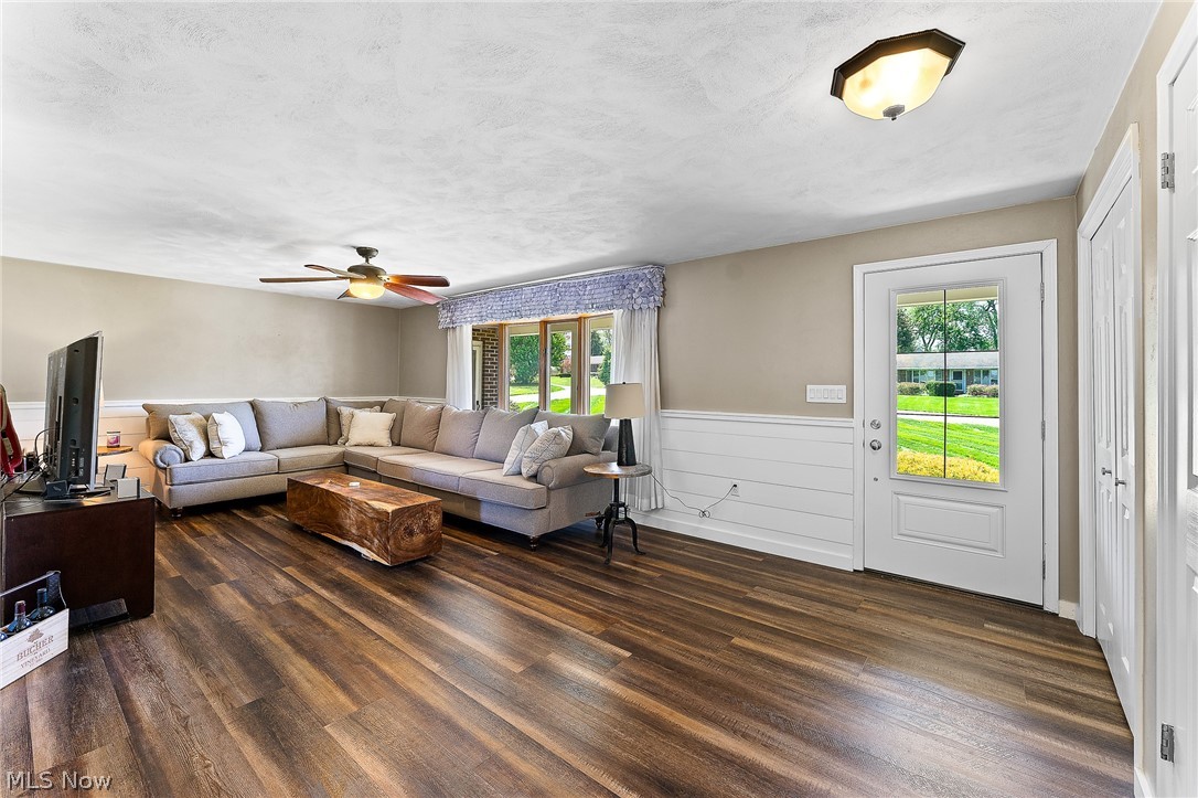 49325 S Park Circle East Liverpool OH 43920