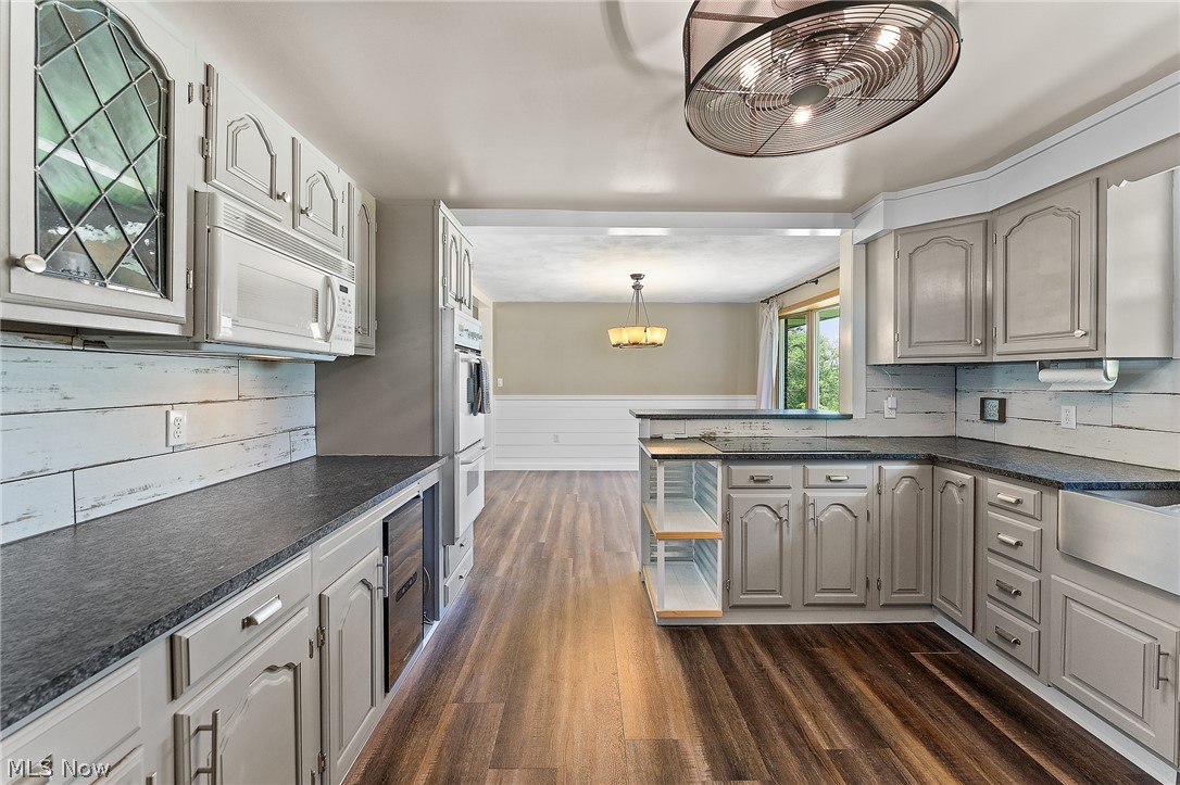 49325 S Park Circle East Liverpool OH 43920