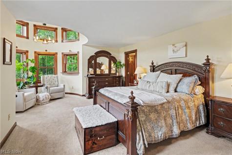 8851 Spring Valley Drive Broadview Heights OH 44147