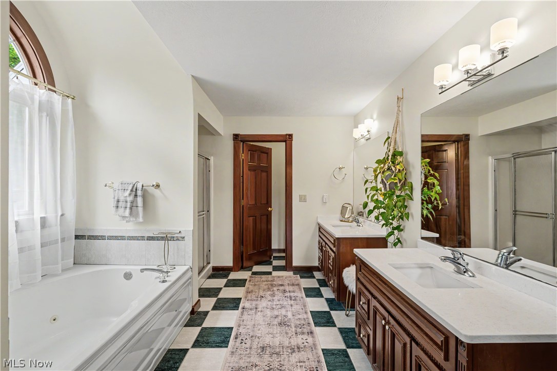 8851 Spring Valley Drive Broadview Heights OH 44147