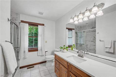 8851 Spring Valley Drive Broadview Heights OH 44147