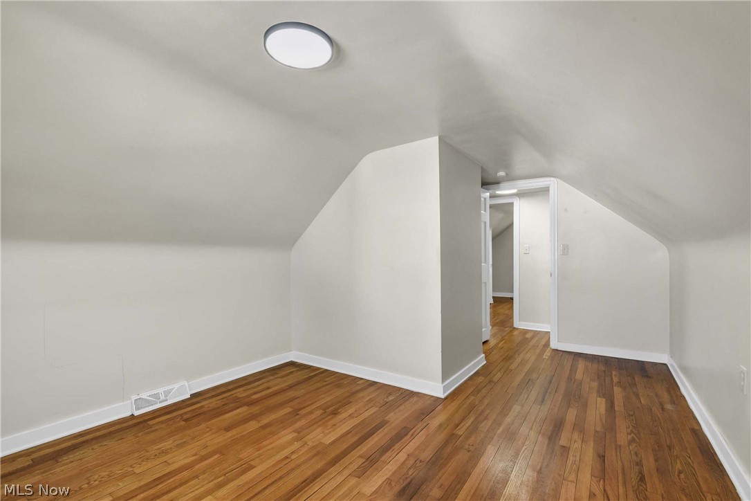 23800 E Oakland Road Bay Village OH 44140