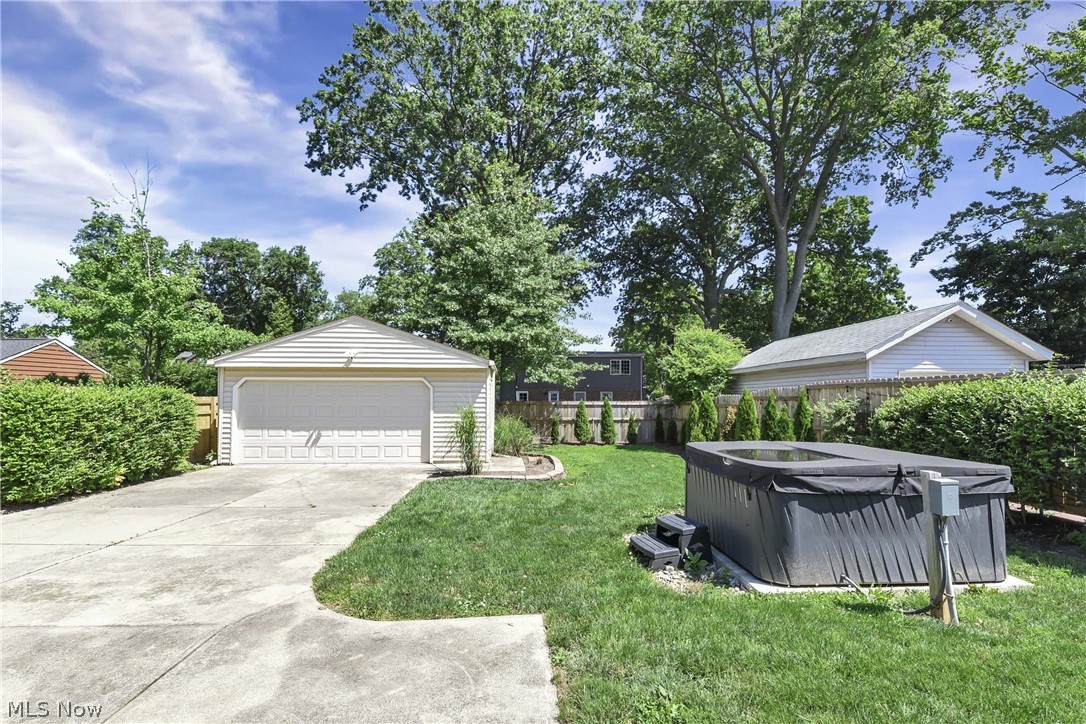 23800 E Oakland Road Bay Village OH 44140