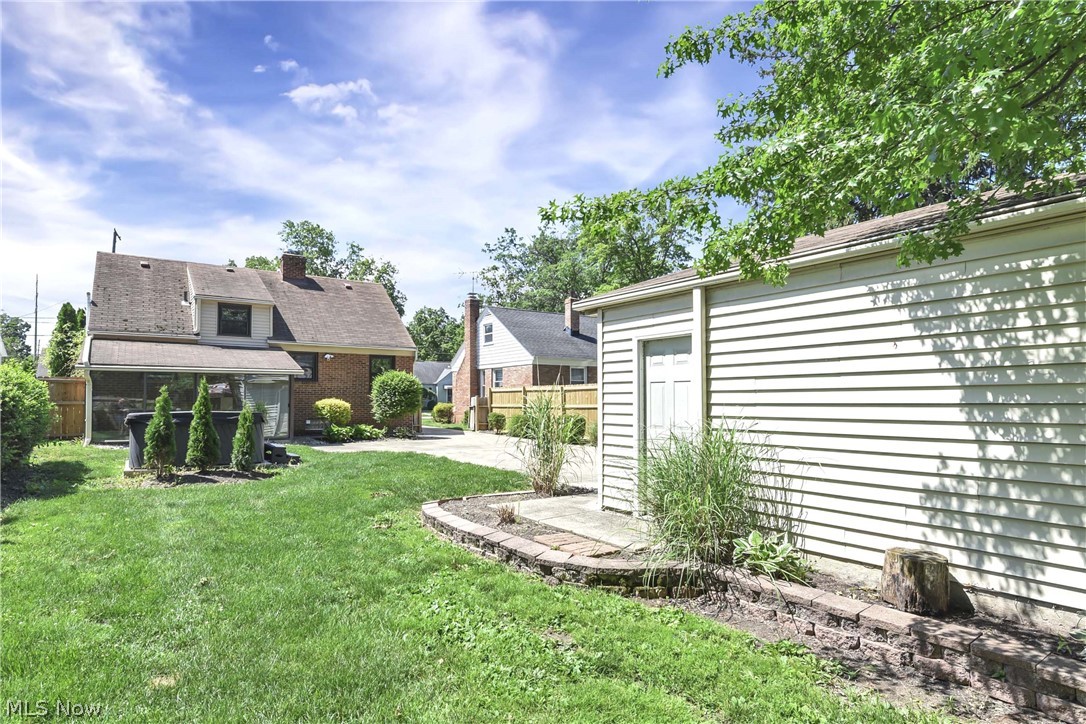 23800 E Oakland Road Bay Village OH 44140