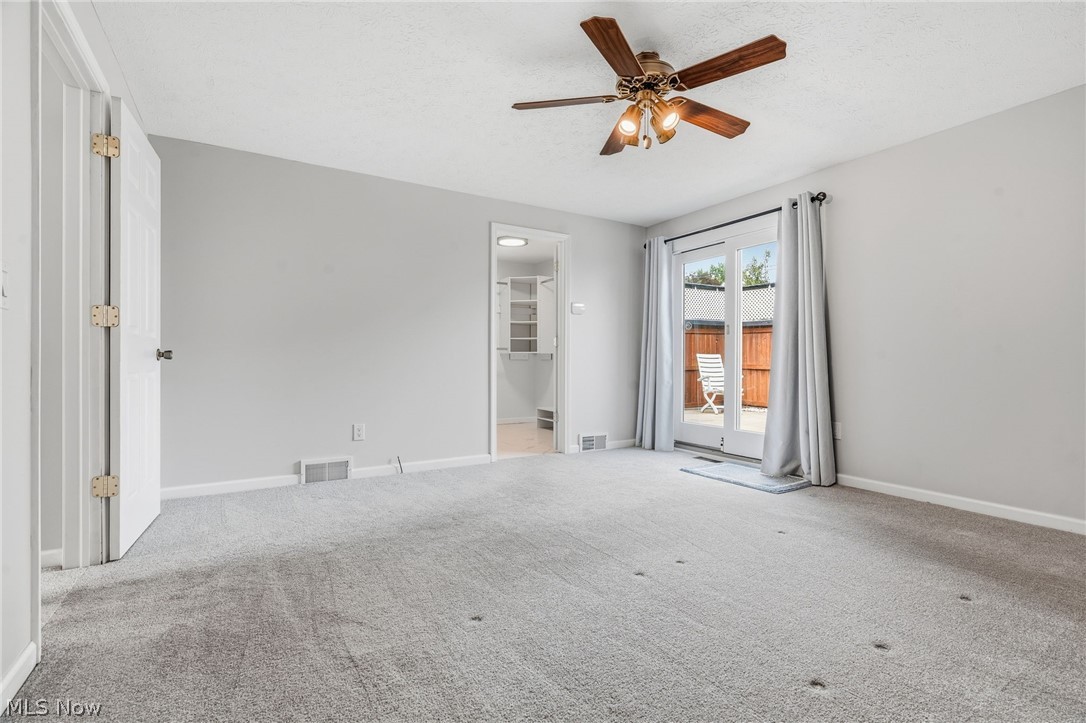 2215 Tamarack Circle NE Canton OH 44721
