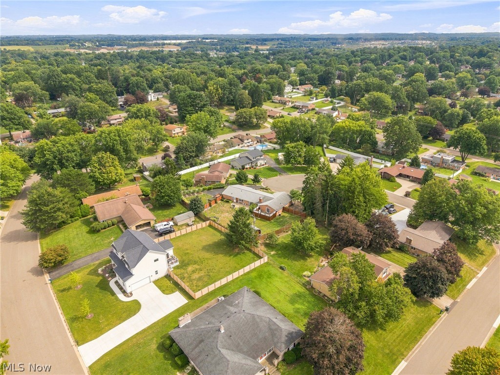 2215 Tamarack Circle NE Canton OH 44721