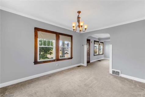 2125 Brookview Boulevard Parma OH 44134