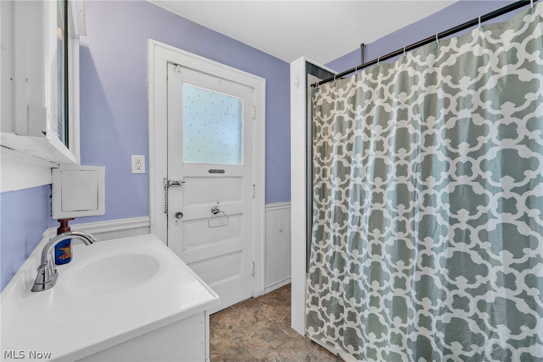 2125 Brookview Boulevard Parma OH 44134