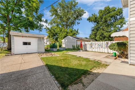 2125 Brookview Boulevard Parma OH 44134