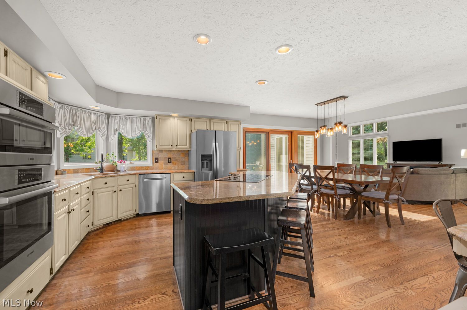 411 Windward Way Avon Lake OH 44012