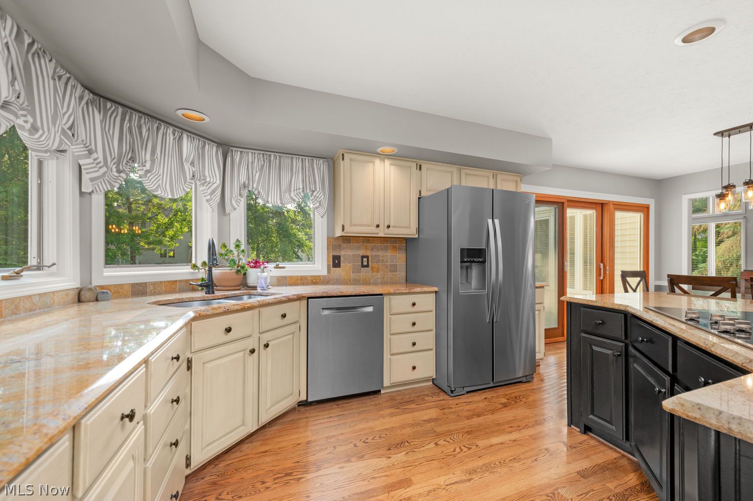 411 Windward Way Avon Lake OH 44012
