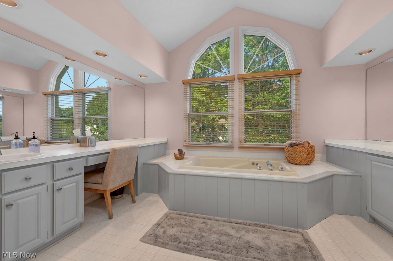 411 Windward Way Avon Lake OH 44012