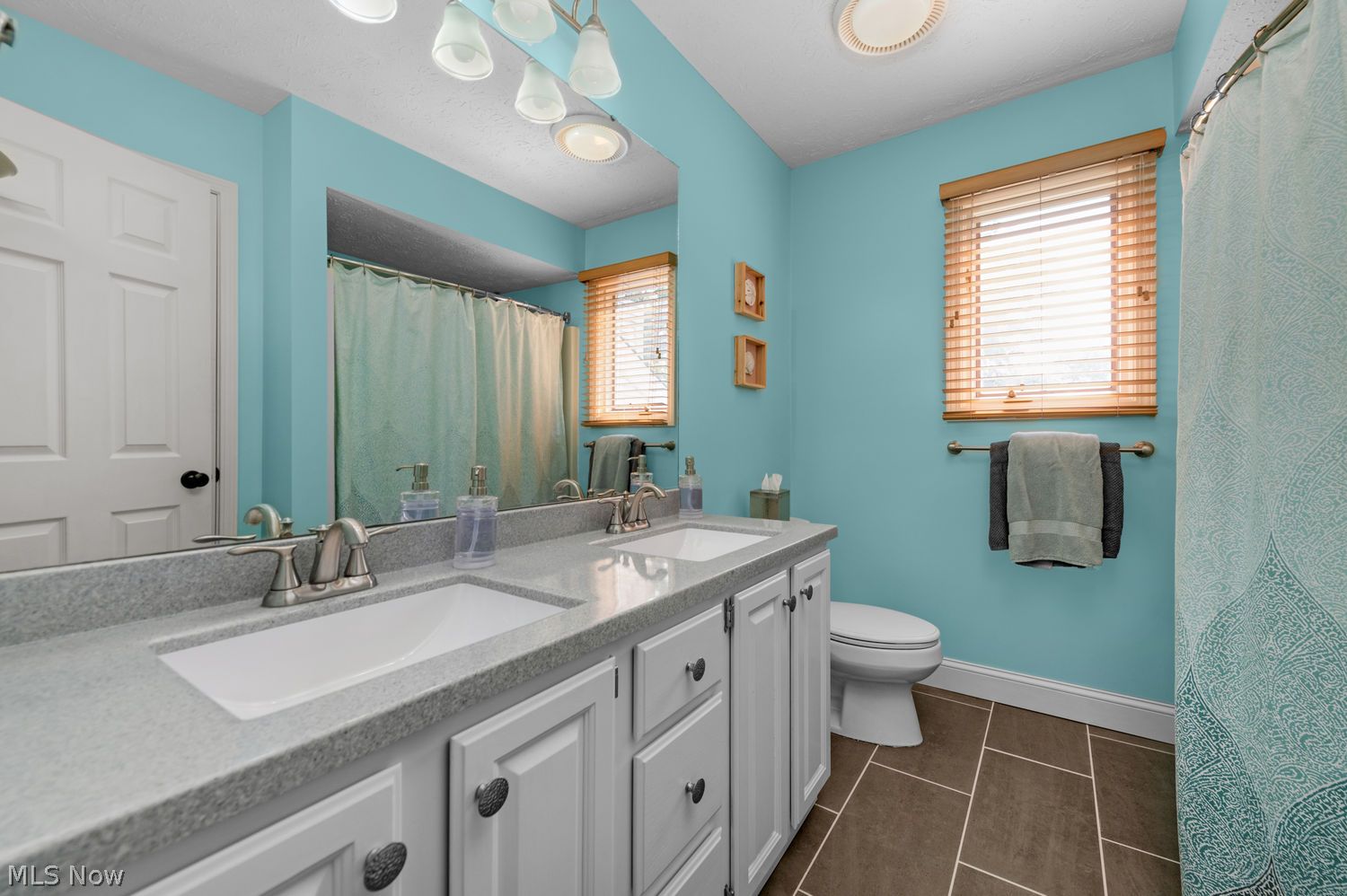 411 Windward Way Avon Lake OH 44012