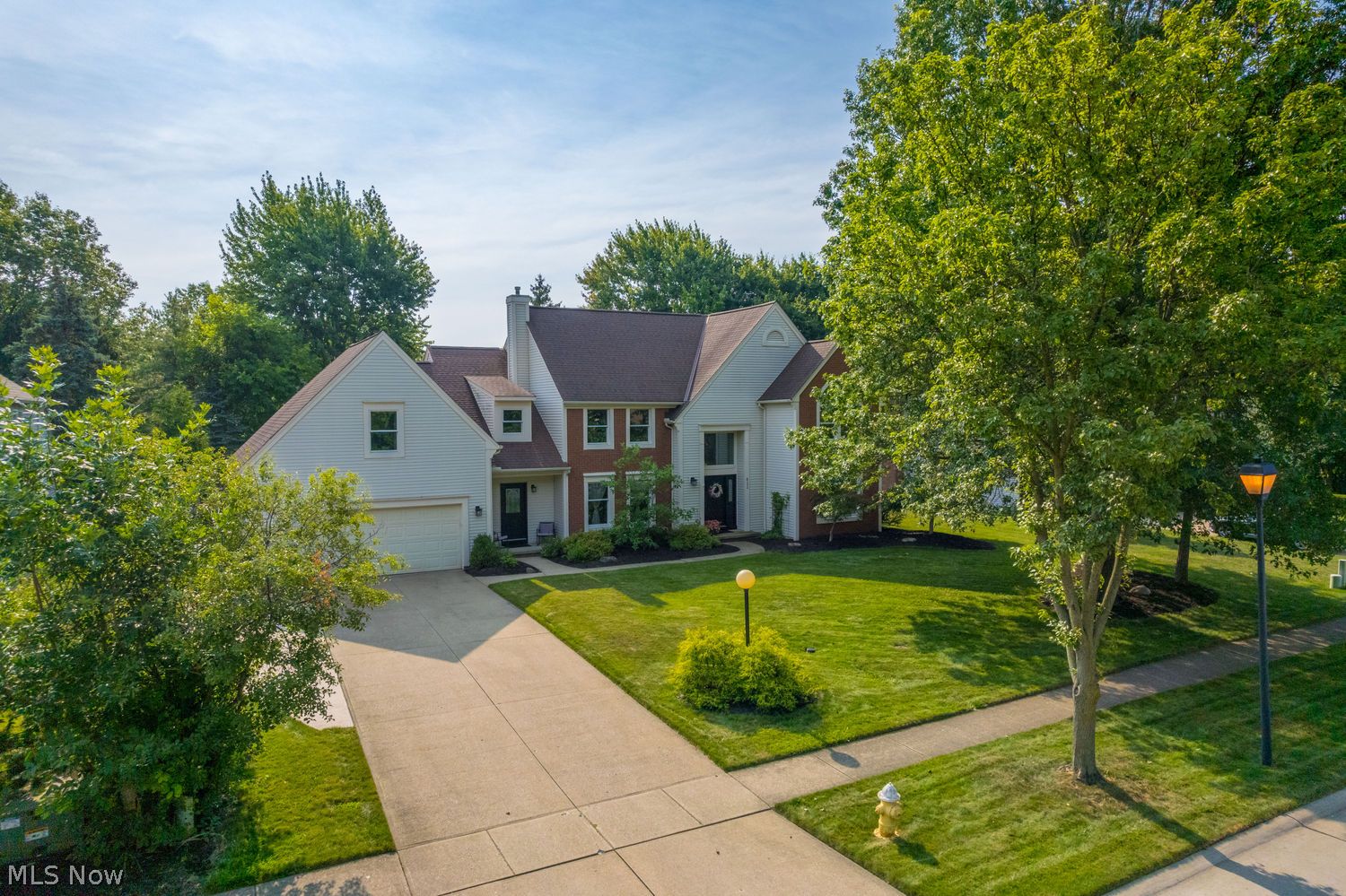 411 Windward Way Avon Lake OH 44012