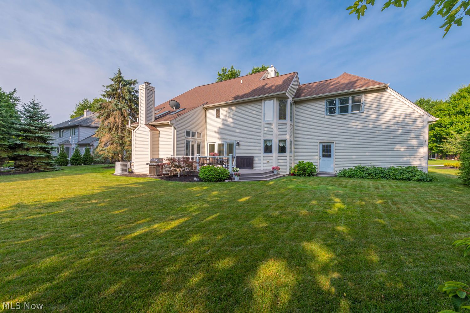411 Windward Way Avon Lake OH 44012