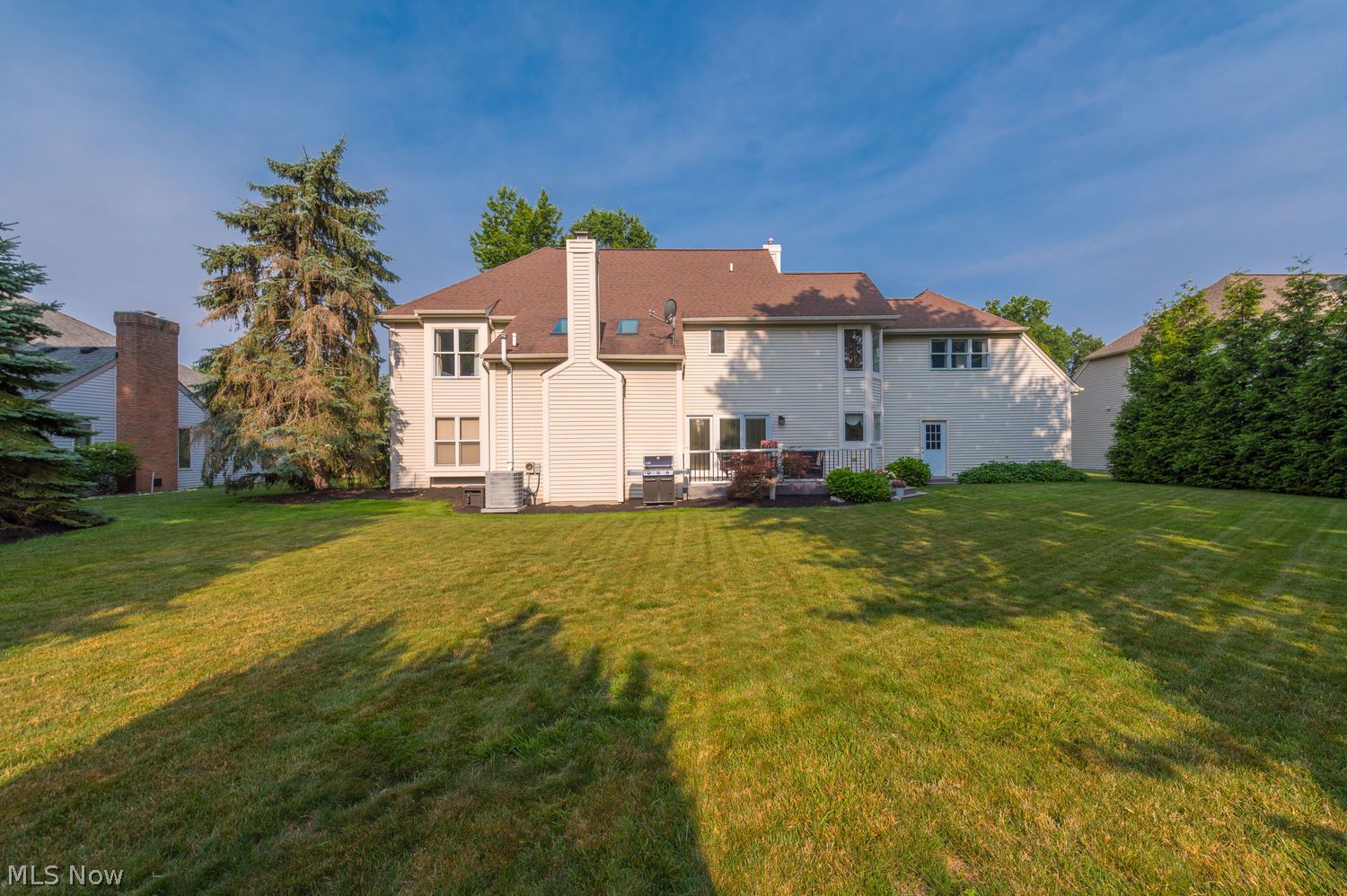 411 Windward Way Avon Lake OH 44012