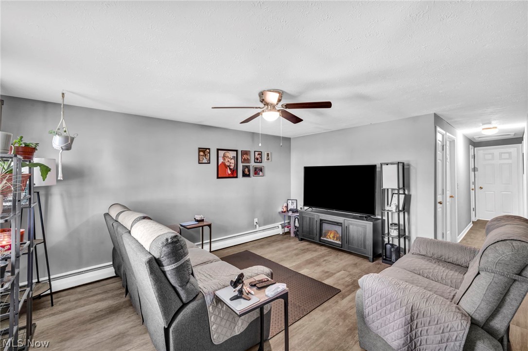 301 Warden Avenue Elyria OH 44035