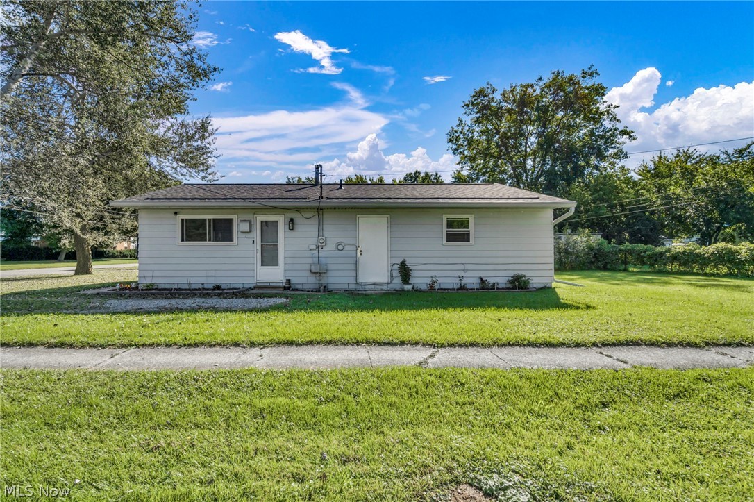 301 Warden Avenue Elyria OH 44035